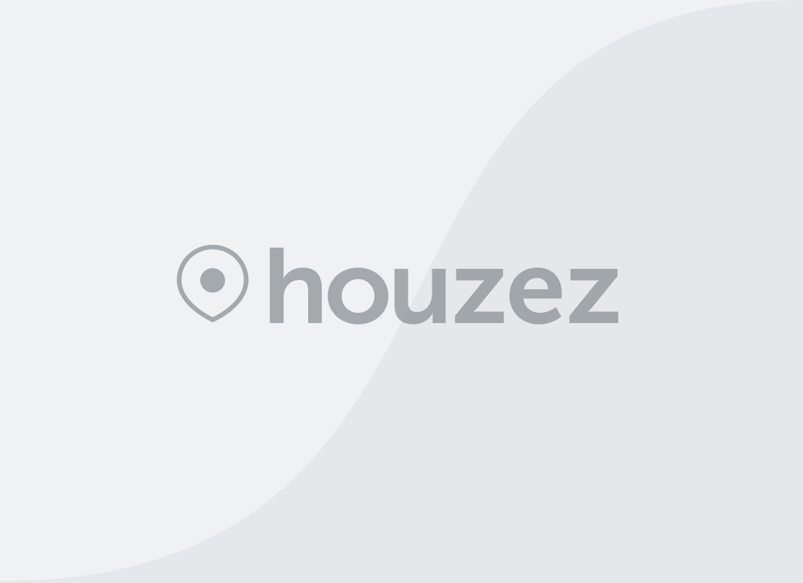 Elegante trilocale con ampia terrazza